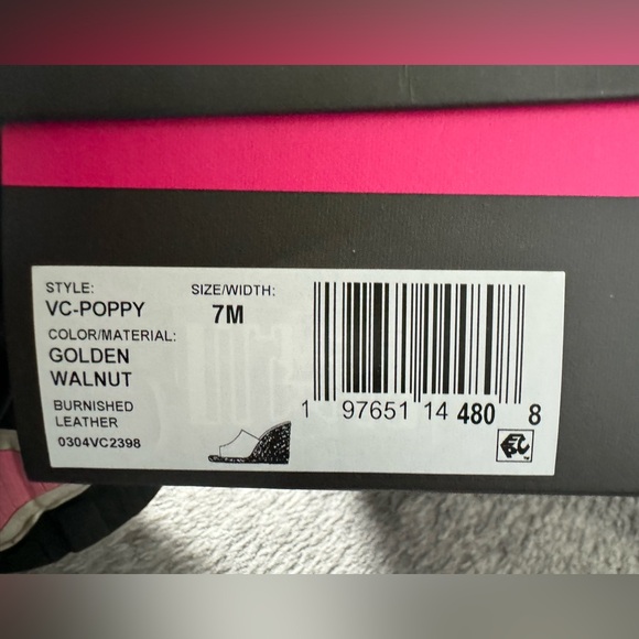 NWT - Vince Camuto Wedges - Golden Walnut - Picture 4 of 4